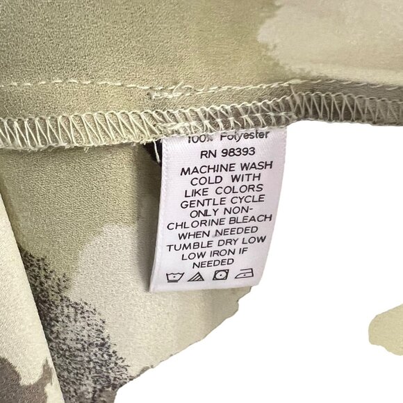 Lisa Rinna Collection QVC Womens Camouflage Sleeveless Top M 100% Polyester - Picture 4 of 5